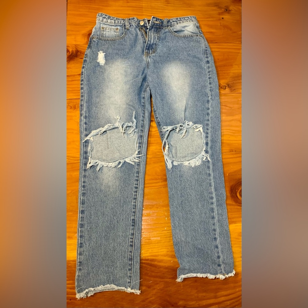 New PrettyLittleThing Vintage Wash High Rise Ripped Straight Leg Jeans size 8 UK